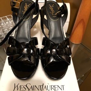 YsL 75  tribute Platform Sandal